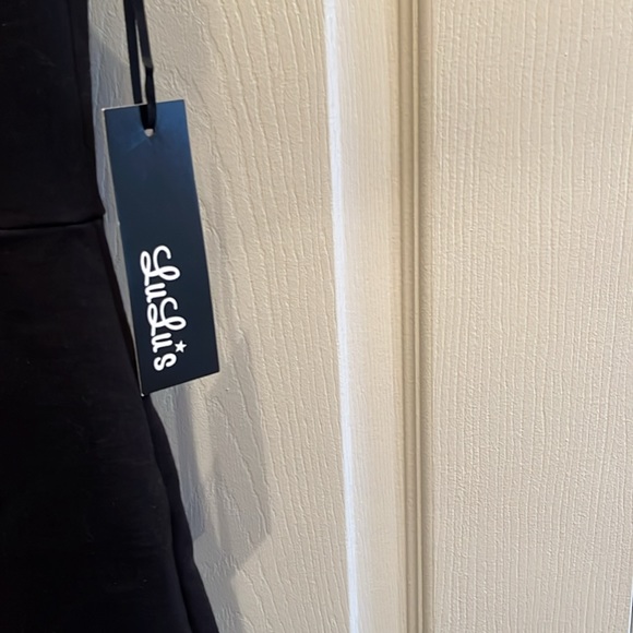 Lulus Black short Dress Keyhole - Size Small - Picture 3 of 5